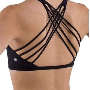 Lululemon strappy sports bra size 10 black excellent condition